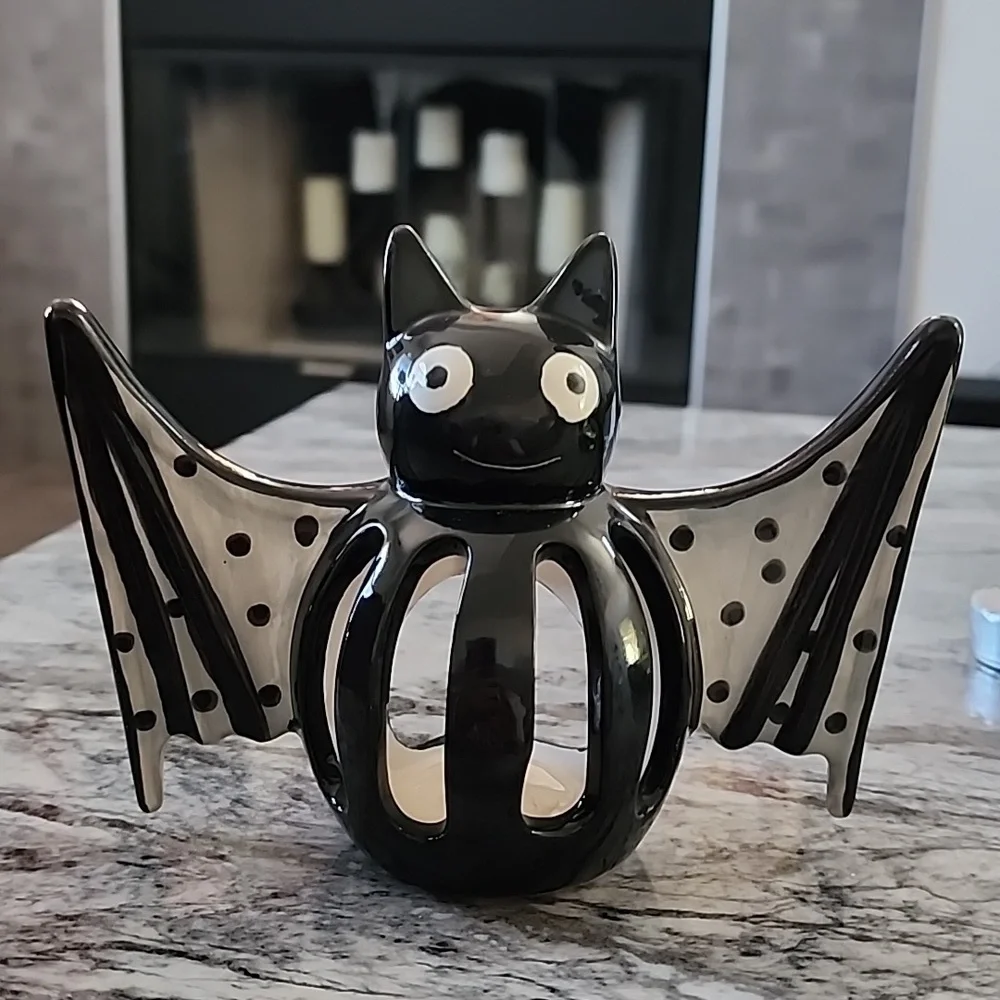 Bat Halloween Tea Light Candle Holder, Free Candles!